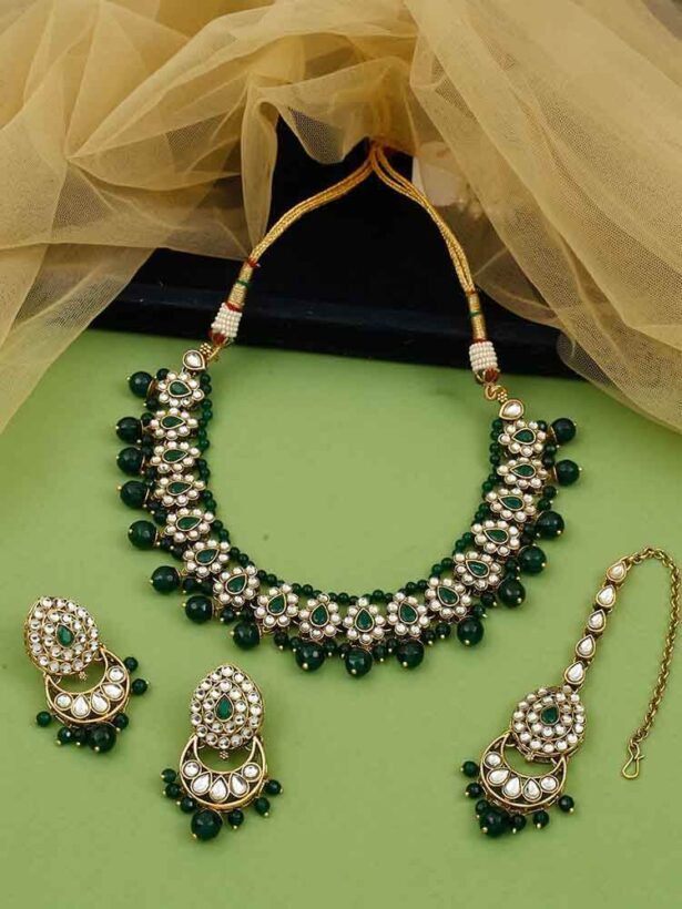 Buy Mehar Green Kundan Necklace Set