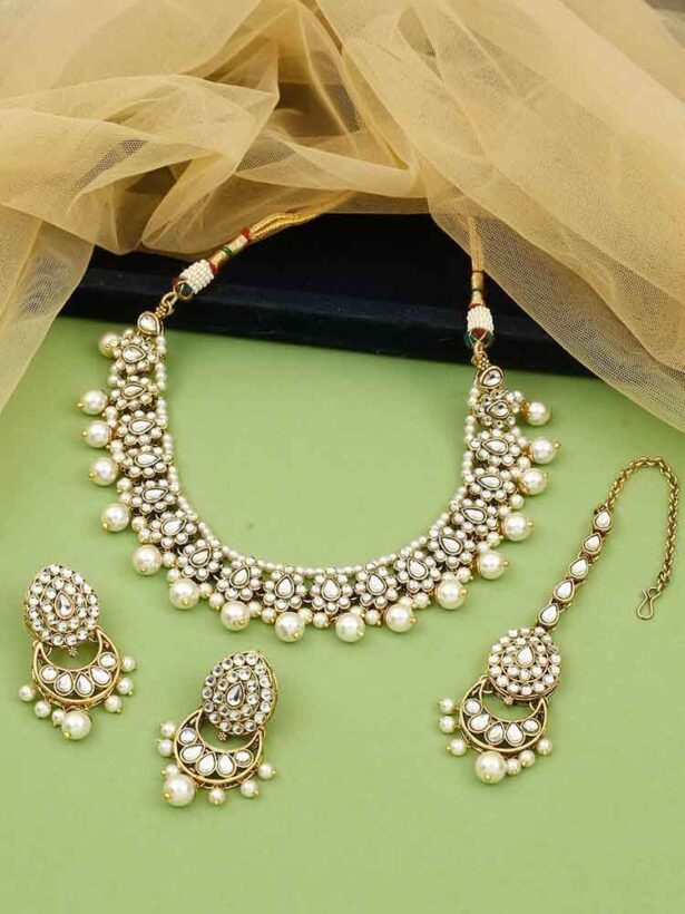 Buy Mehar White Kundan Necklace Set