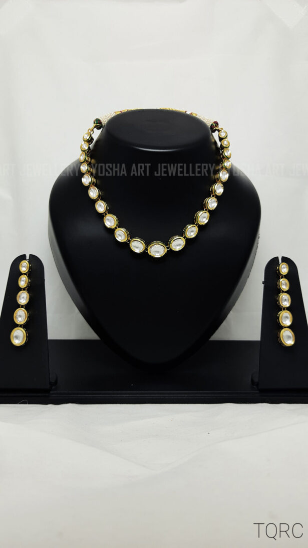 Buy Charita Oval Real Kundan Necklace NK00096