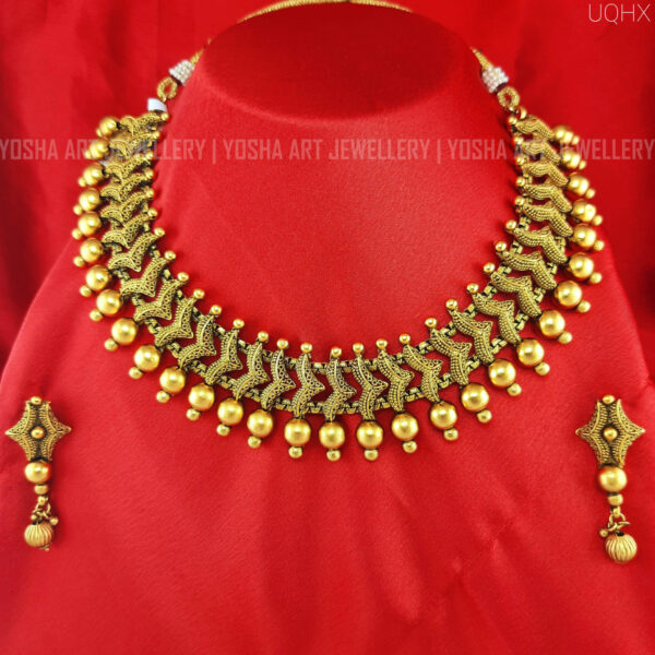 Buy Bandita Matte Gold Necklace NK0192